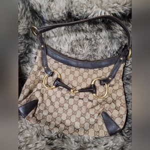 Authentic Gucci vintage shoulder bag